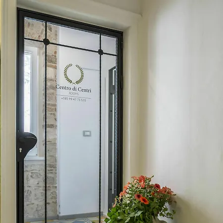Centro Di Centri Guest house