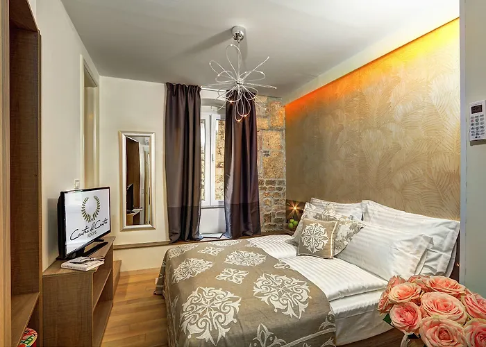 セントロ ディ セントリルームズ 4*