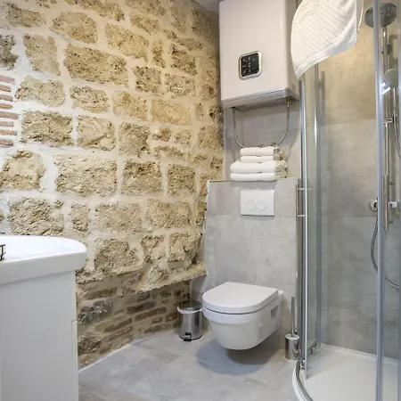 セントロ ディ セントリルームズ ゲストハウス スプリト