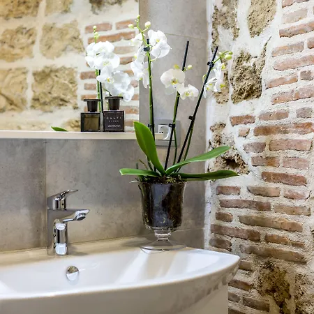 セントロ ディ セントリルームズ ゲストハウス