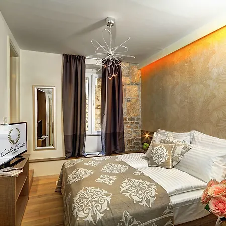 セントロ ディ セントリルームズ 4*