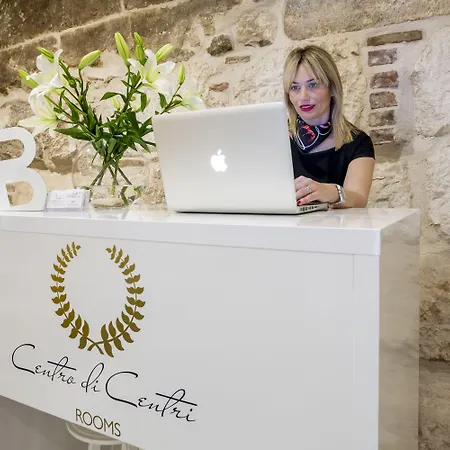 ゲストハウス セントロ ディ セントリルームズ